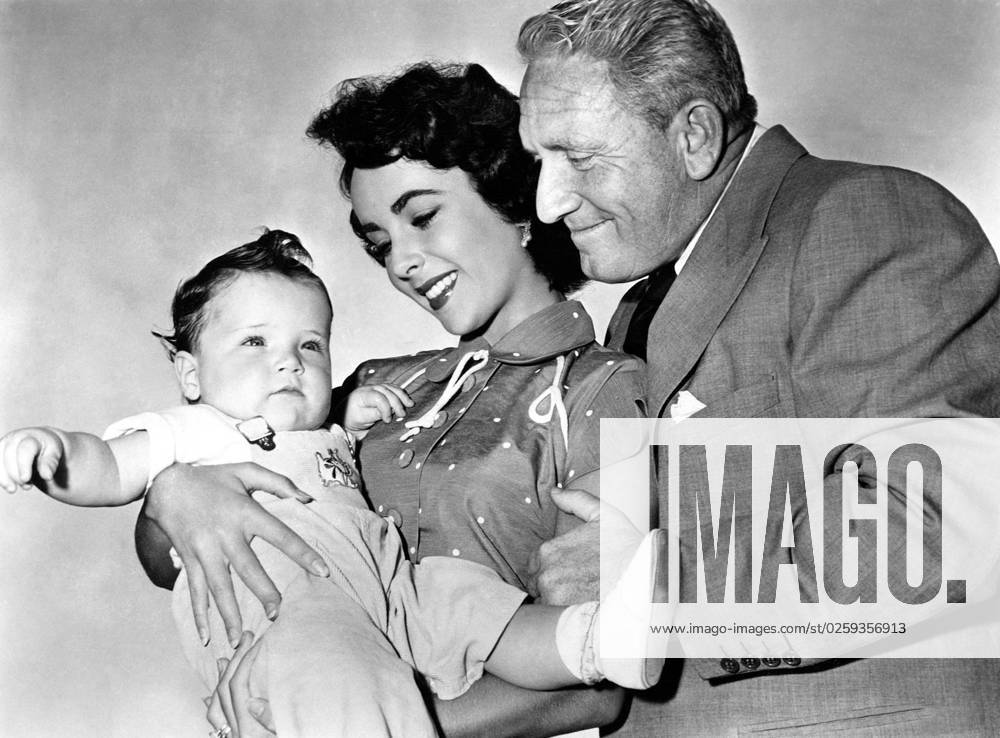 FATHER S LITTLE DIVIDEND, from left, Donald Clark, Elizabeth Taylor, Spencer Tracy, 1951MBDFALI EC041 PUBLICATIONXNOTxINxCANxCHNxFRAxITAxJPNxNORxPOLxRUSxESPxUKxUSA