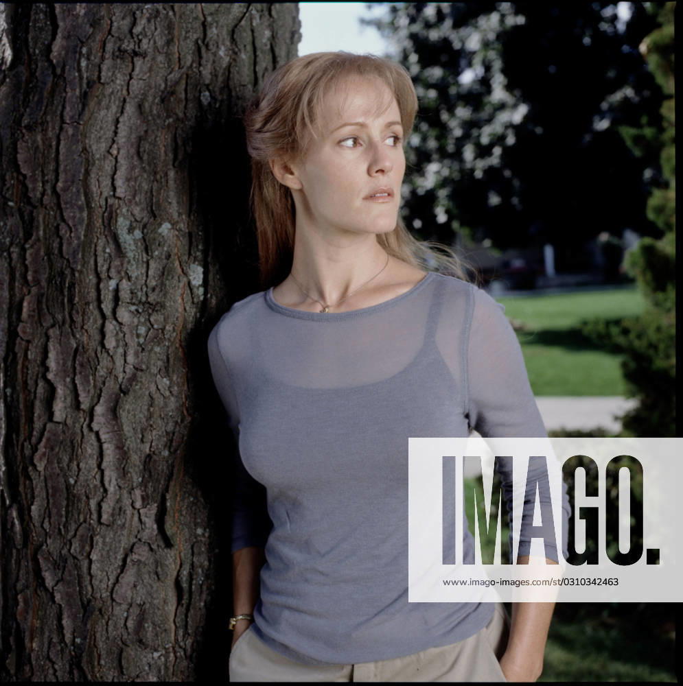 Stills from the 1999 movie Black and Blue. Mary Stuart Masterson stars in BLACK AND BLUE. Photo cr: Monty Brinton CBS, Credit:MONTY BRINTON Avalon