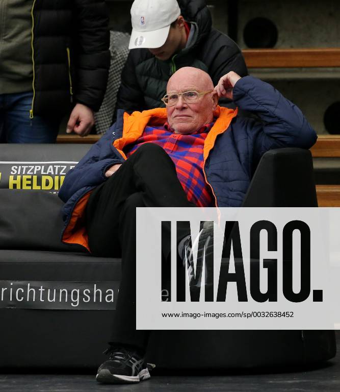 BAU 21.02.2018 Göppingen Handball Frauen Frisch Auf! Göppingen vs. SG BBM Bietigheim, Olymp-Seniorchef Eberhard Bezner