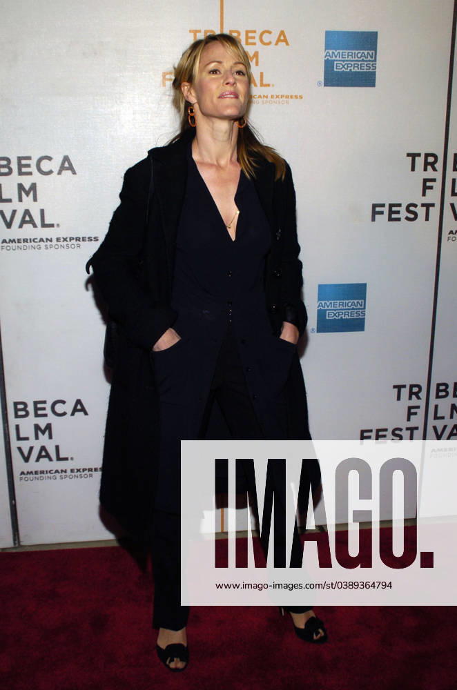 Gardener of Eden - 6th Annual Tribeca Film Festival 26 April 2007 - New York City, New York - Mary Stuart Masterson. 6th Annual Tribeca Film Festival - Gardener of Eden premiere held at the Borough of Manhattan Community College.. Photo Credit: Bill Lyons AdMedia