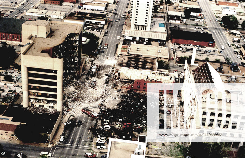 OKLAHOMA CITY BOMBING. Aftermath of the bombing of the Alfred P. Murrah Federal Building in Oklahoma City, Oklahoma on 29 April 1995. Photograph.