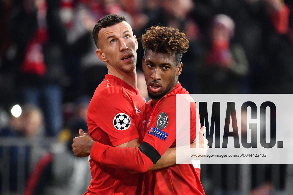Torjubel Ivan PERISIC (Bayern Muenchen) mit Kingsley COMAN (Bayern Muenchen) nach Tor zum 2-0, Jubel,Freude,Begeisterung, Aktion. FC Bayern Muenchen-Olympiacos FC 2-0 Fussball Champions League,Gruppe B, Gruppenphase,4.Spieltag, am 06.11..2019. A L L I A N Z A R E N A. DFL REGULATIONS PROHIBIT ANY USE OF PHOTOGRAPHS AS IMAGE SEQUENCES AND OR QUASI-VIDEO.