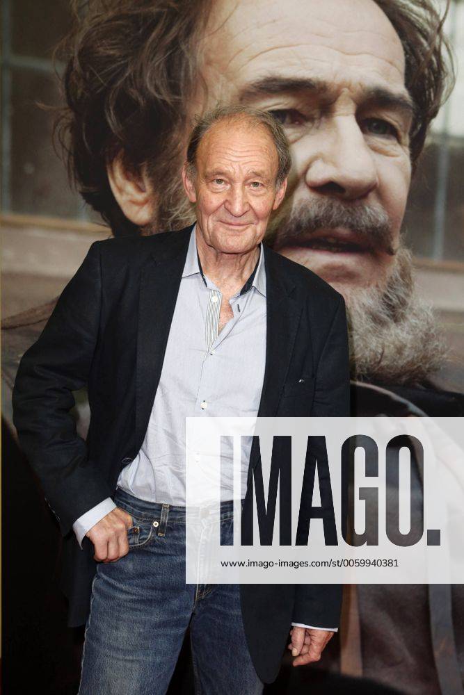 Michael Mendl bei der Filmpremiere des ARD Films George im Kino Babylon. Berlin, 02.07.2013 Foto:xS.xGabschx xFuturexImage