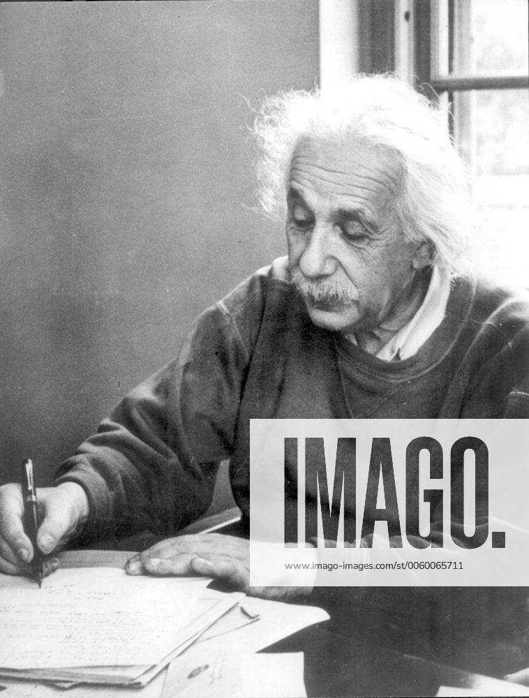 Albert Einstein UnitedArchives00906048