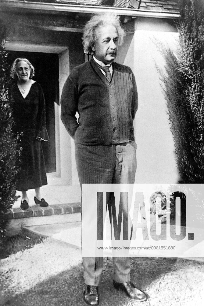 Jan. 1, 1932 - Pasadena, CA, U.S. - Jewish, German-born theoretical physicist ALBERT EINSTEIN with his wife Elsa. Einstein who s widely regarded as the most important scientist of the 20th century and one of the greatest physicists of all time, produced much of his remarkable work during his stay at the Patent Office and in his spare time. He played a leading role in formulating the special and general theories of relativity; moreover, he made significant contributions to quantum theory and statistical mechanics. Pasadena United States of America - ZUMAk09