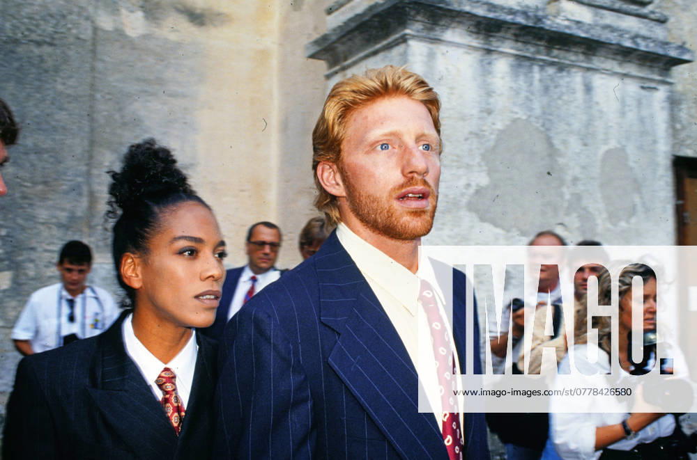 Tennisprofi Boris Becker mit seiner Freundin Barbara Feltus, 1992, das Paar heiratet 1993.