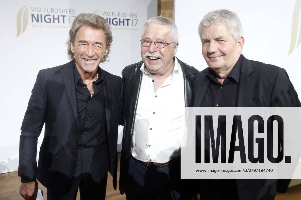 Peter Maffay, Preistraeger Wolf Biermann, Roand Jahn, at the VDZ Publishers Night 2017 in Berlin, Red Carpet, Berlin Germany, Germany