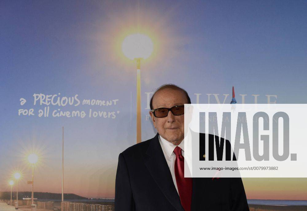 43eme Festival du Cinema Americain de Deauville. Photocall du film Clive Davis:The soundtrack of our lives en présence du réalisateur Clive Davis. 220306 Arnal-Lefranc Starface 0000-00-00 Etats-Unis