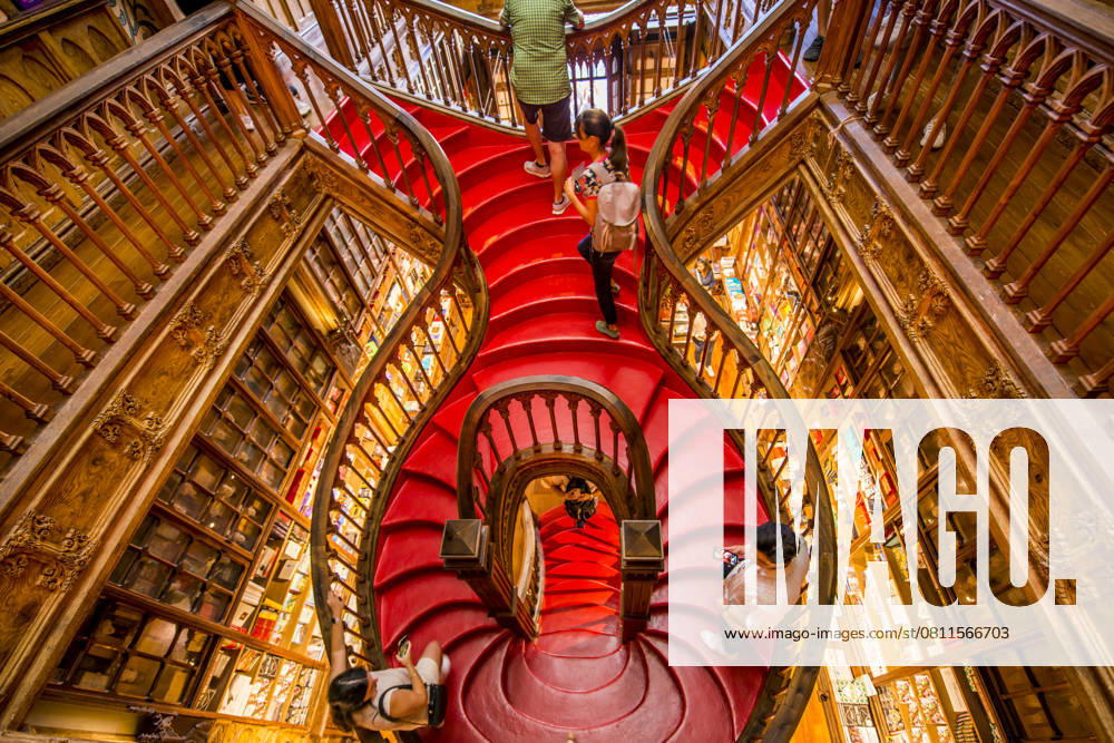 Ornate staircase in the Lello Bookshop (Livraria Lello) or Harry Potter s bookstore, Porto, Portugal. (Editorial Use Only)
