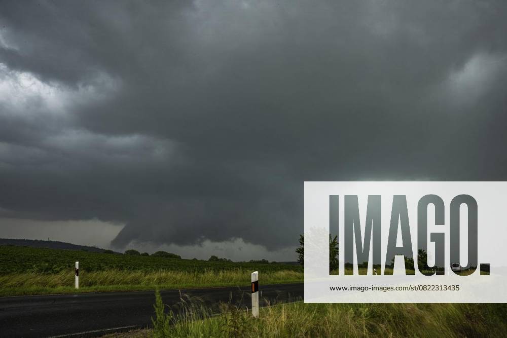 THUNDERSTORMS OVER THURINGIA 15 06 2025 Gügleben A strong thunderstorm with heavy rain and rotation on the thundercloud moves over Kranichfeld in the Weimarer Land in the afternoon The rainfall was up to 30cm in places in Germany Thuringia Gügleben Copyright SaschaxFromm