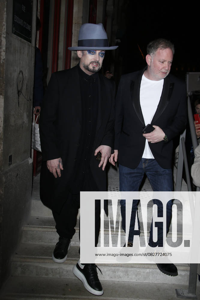 Boy George - Les célébrités quittent le défilé de mode Haute-Couture printemps-été 2020 Jean-Paul Gaultier au théâtre du Châtelet à Paris le 22 janvier 2020. Christophe Clovis-Veeren Ramsamy Bestimage Celebrities are leaving the spring-summer 2020 Haute-Couture fashion show Jean-Paul Gaultier at the Châtelet theater in Paris on January 22, 2020. Paris France