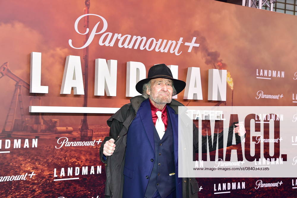 Europapremiere von landmann Michael Mendl Ankunft roter Teppich zur Europapremiere von landmann .in berlin am 14.11,2025