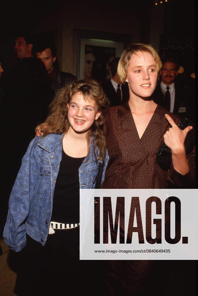 Drew Barrymore and Mary Stuart Masterson . Record Date Not Recorded.