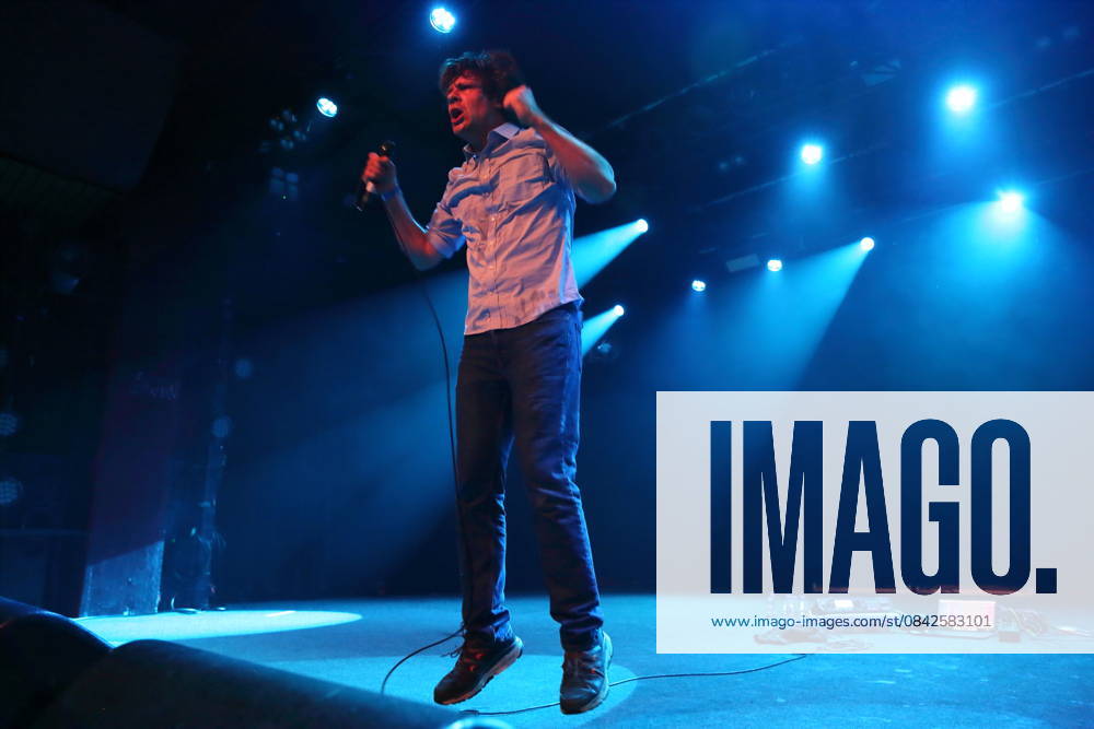 John Maus bei einem Konzert im Astra Kulturhaus in Berlin, 10. Dezember 2025. John Maus Konzert Berlin