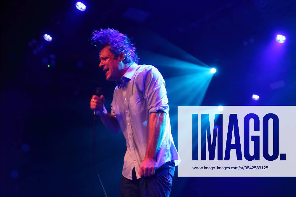 John Maus bei einem Konzert im Astra Kulturhaus in Berlin, 10. Dezember 2025. John Maus Konzert Berlin