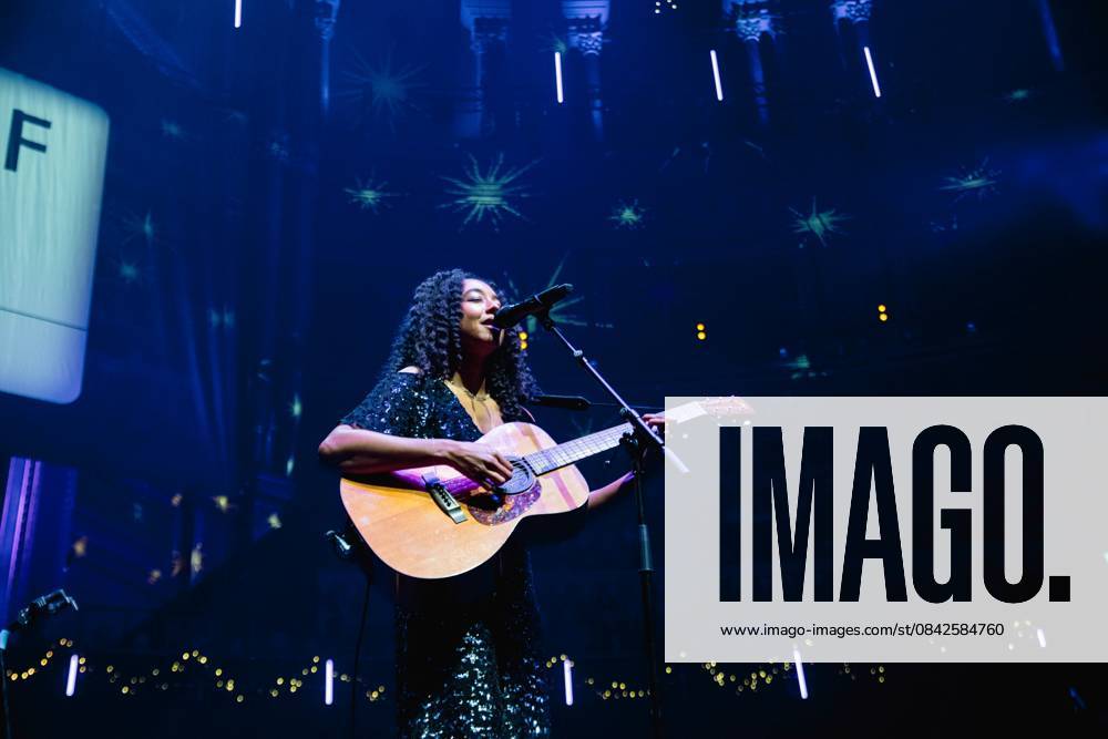 Corinne Bailey Rae performing live at Streets Of London s Starry Night at Royal Albert Hall in London, United Kingdom, on 10 December 2025 Corinne Bailey Rae performing live at Streets Of London s Starry Night at Royal Albert Hall in London, United Kingdom, on 10 December 2025, Credit:Sarah Tsang Avalon