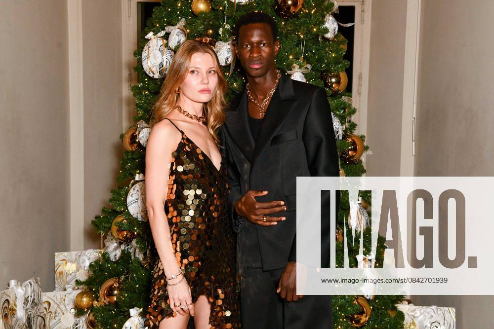 HFC Christmas Party - Paris Amine Benrachid, Daria Avdienko attend the HFC (Haute Fragrance Company) Christmas Party at the Musée des Arts décoratifs in Paris on December 11, 2025. Photo by Shootpix ABACAPRESS.COM Paris France
