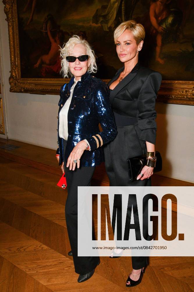 HFC Christmas Party - Paris Ellen von Unwerth, Adriana Karembeu attend the HFC (Haute Fragrance Company) Christmas Party at the Musée des Arts décoratifs in Paris on December 11, 2025. Photo by Shootpix ABACAPRESS.COM Paris France