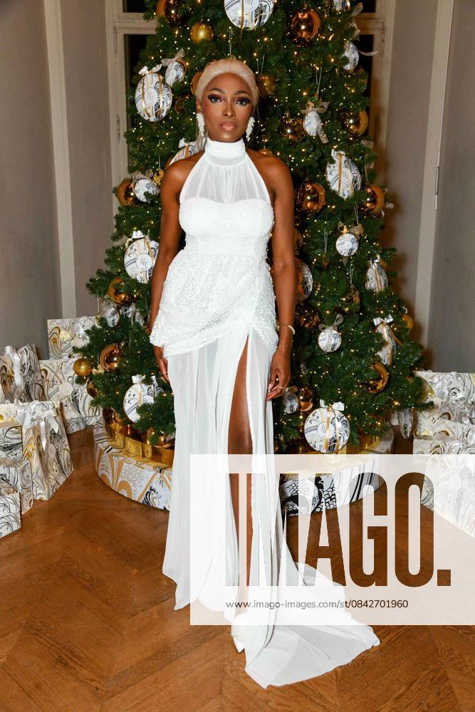 HFC Christmas Party - Paris Eve Pamba attends the HFC (Haute Fragrance Company) Christmas Party at the Musée des Arts décoratifs in Paris on December 11, 2025. Photo by Shootpix ABACAPRESS.COM Paris France