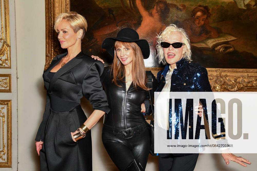 HFC Christmas Party - Paris Adriana Karembeu, Ellen von Unwerth, Frédérique Bel attend the HFC (Haute Fragrance Company) Christmas Party at the Musée des Arts décoratifs in Paris on December 11, 2025. Photo by Shootpix ABACAPRESS.COM Paris France