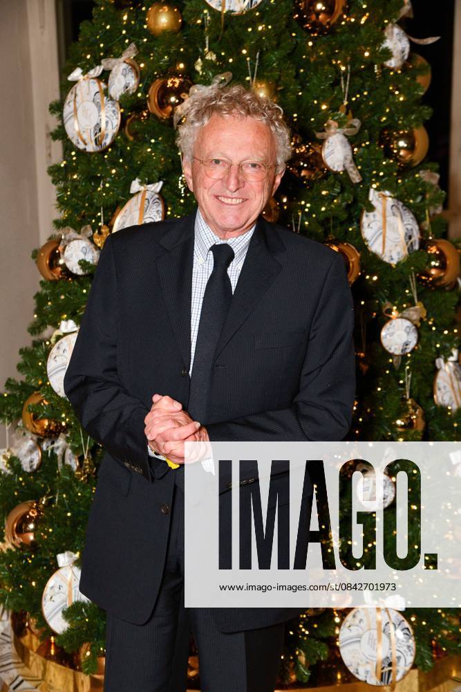 HFC Christmas Party - Paris Nelson Montfort attends the HFC (Haute Fragrance Company) Christmas Party at the Musée des Arts décoratifs in Paris on December 11, 2025. Photo by Shootpix ABACAPRESS.COM Paris France