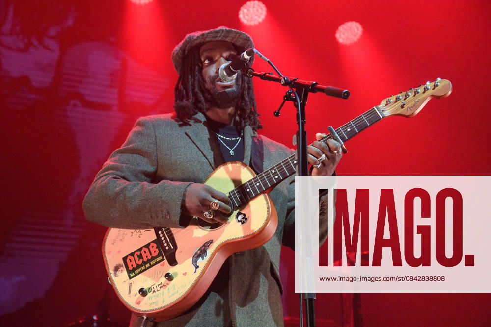 Hak Baker Performs at Koko, London English singer Hak Baker performs at Koko in London, England, UK on Monday 15 December 2025., Credit:Justin Ng Avalon UK, England, London, Koko
