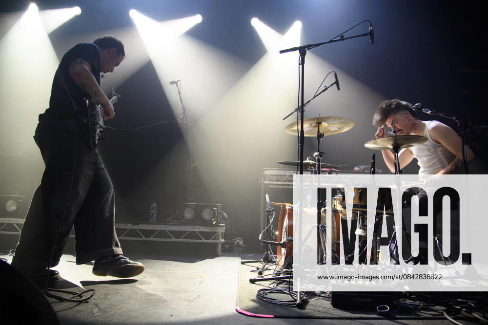 GANS Perform at Koko, London Bassist vocalist Tom Rhodes and Drummer vocalist Euan Woodman of english punk duo GANS performs at Koko in London, England, UK on Monday 15 December 2025., Credit:Justin Ng Avalon UK, England, London, Koko