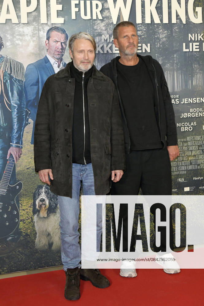 Mads Mikkelsen and Anders Thomas Jensen at the premiere of the movie Therapy for Vikings at the Delphi Filmpalast cinema in Berlin, 17 12 2025 Foto:xM.xBehrensx xFuturexImagex wikinger_5215