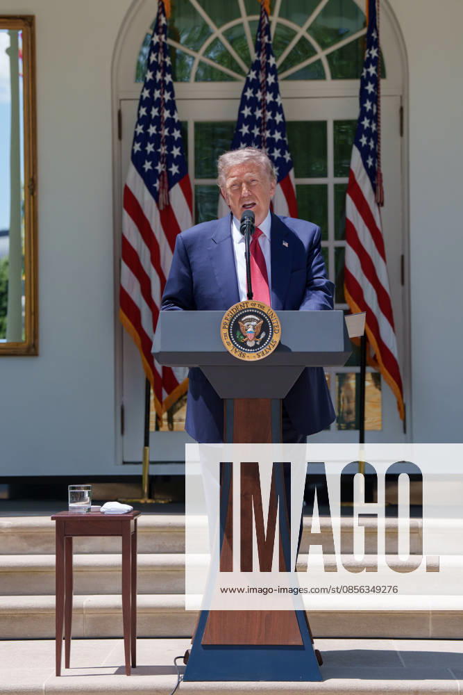 Donald Trump hosts a Mothers Day luncheon President Donald Trump hosts a Mothers Day luncheon in the Rose Garden at the White House, Friday, May 8, 2026., Credit:Abe McNatt B66 Avalon