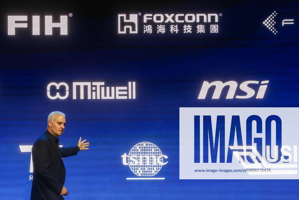 Chipmaker NXP s CEO Rafael Sotomayor gives keynote speech at COMPUTEX TAIPEI 2026 TAIPEI, TAIWAN - JUNE 3: Rafael Sotomayor, the CEO of Europe s third largest semiconductor manufacturer NXP, delivers a keynote speech, during the COMPUTEX TAIPEI trade show, in Taipei, Taiwan, on June 3, 2026. COMPUTEX TAIPEI is one of the world’s largest and most significant trade shows, featuring latest technologies, drones, data centres, Artificial Intelligence (AI) technologies, supercomputers, semiconductors products and other things from major international firms such as Nvidia, Intel, NXP, Foxconn and TSMC. Daniel Ceng Anadolu Taipei Taiwan. Editorial use only. Please get in touch for any other usage.