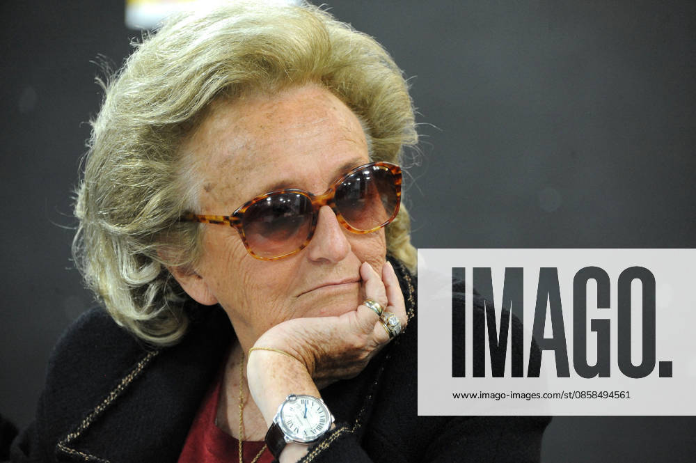 Bernadette Chirac, Wife Of Former French President Jacques Chirac, Dies At 93 Bernadette Chirac, wife of former French President Jacques Chirac, has died at the age of 93. A steadfast supporter throughout her husband’s political career, Bernadette Chodron de Courcel became an influential figure in French public life. She served as a member of the Corrèze General Council and was deeply involved in charitable work. She passed away on Friday at the age of 93. FILE - Bernadette Chirac visiting Andre Mignot Hospital in support of the Operation Pieces Jaunes in Le Chesnay, near Paris, France on January 9, 2013. Photo by Nicolas Briquet ABACAPRESS.COM Paris France