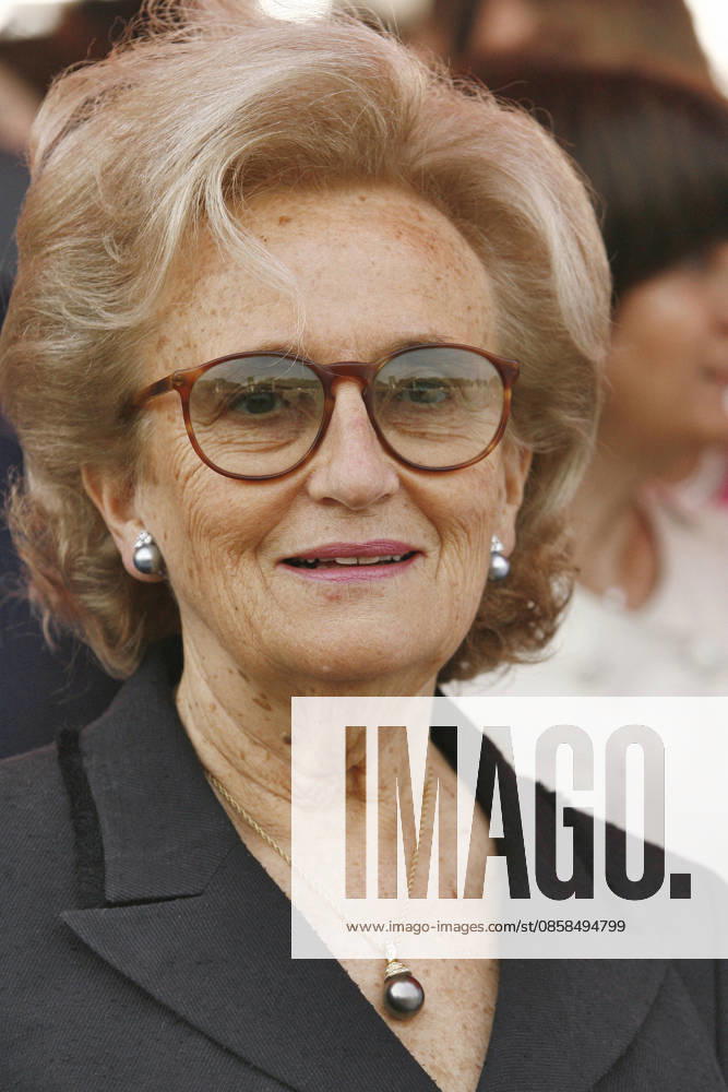 Bernadette Chirac, Wife Of Former French President Jacques Chirac, Dies At 93 Bernadette Chirac, wife of former French President Jacques Chirac, has died at the age of 93. A steadfast supporter throughout her husband’s political career, Bernadette Chodron de Courcel became an influential figure in French public life. She served as a member of the Corrèze General Council and was deeply involved in charitable work. She passed away on Friday at the age of 93. FILE - First Lady, Bernadette Chirac prior to the military parade held along the Champs Elysees in celebration of Bastille Day in Paris, France, on Thursday, July 14, 2006. Photo by Orban-Taamallah ABACAPRESS.COM Paris France