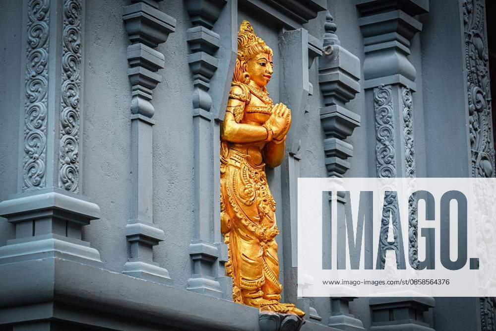 Eröffnung Hindu-Tempel in Berlin, Im Sri-Ganesha-Hindu-Tempel Berlin stehen Hinduistische Götterstatuen, sogenannte Murtis. Für die Eröffnung des Hindu-Tempels beginnen mehrtägige Feierlichkeiten und Rituale., fotografiert am 07.06.2026 in Berlin. Berlin Berlin Berlin