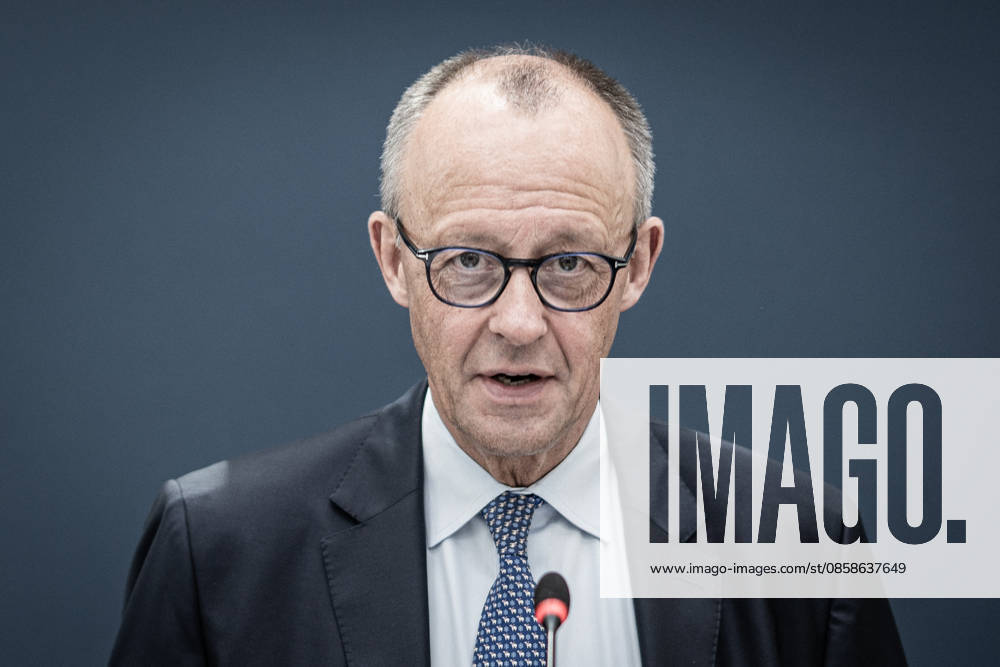 Friedrich Merz, CDU-Vorsitzender und Bundeskanzler, zu Beginn der Bundesvorstandssitzung;CDU Bundesvorstand und Gremiensitzungen am 08.06.2026, Berlin Berlin Deutschland Konrad-Adenauer-Haus, Bundespart