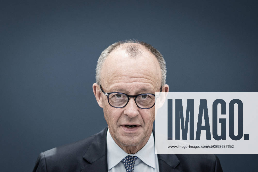 Friedrich Merz, CDU-Vorsitzender und Bundeskanzler, zu Beginn der Bundesvorstandssitzung;CDU Bundesvorstand und Gremiensitzungen am 08.06.2026, Berlin Berlin Deutschland Konrad-Adenauer-Haus, Bundespart
