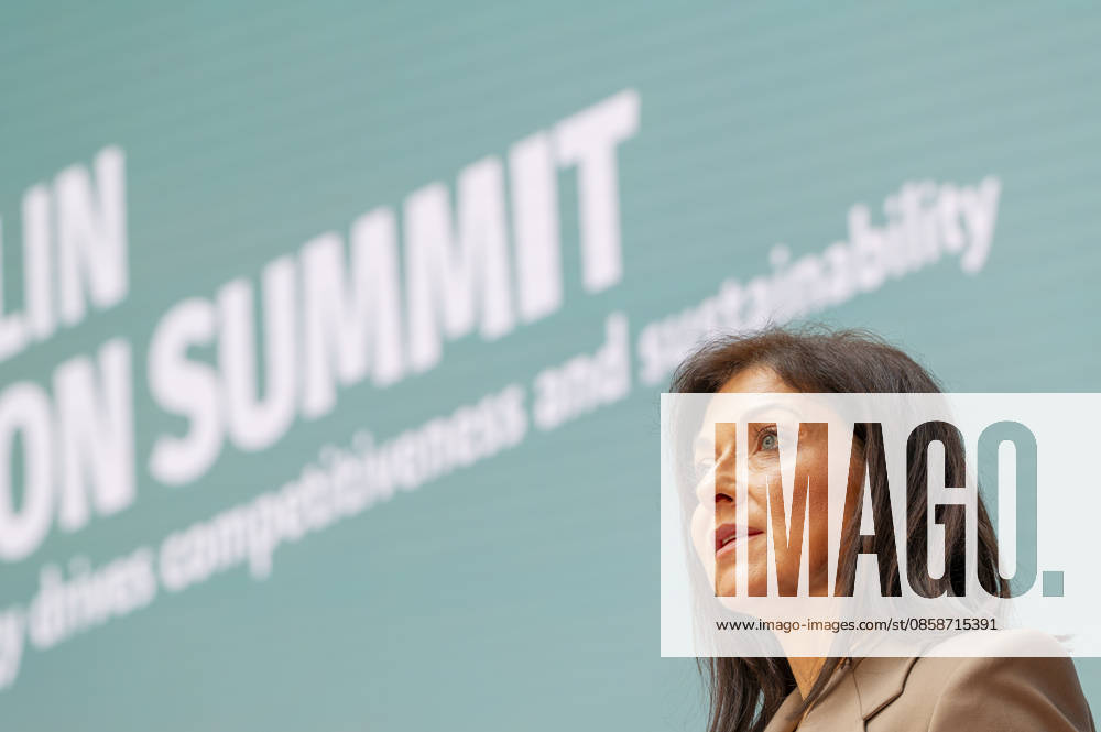 - Aviation Summit EUR, Deutschland, Berlin, 09.06.2026: Am Vortag der ILA26 treffen sich auf der Aviation Summit (BAS) Entscheider der internationalen Luftfahrt aus Politik, Industrie, Wissenschaft und Finanzen. Sie erörtern welche Fortschritte sind heute schon erreicht worden und welche Herausforderungen müssen noch gemeistert werden. Als Gäste sind anwesend: ¢ Richard Aboulafia ED, Aerodynamic Advisory ¢ Guillaume Faury CEO, Airbus ¢ Lars Wagner CEO, Airbus Commercial ¢ Michael Schöllhorn CEO, Airbus Defense and Space & President, BDLI ¢ Peter Gerber CEO, Condor ¢ Tobias Meyer CEO, Deutsche Post DHL Group ¢ Magda KopczyÅ ska DG, European Commission, DG Move ¢ Nicola Beer VP, European