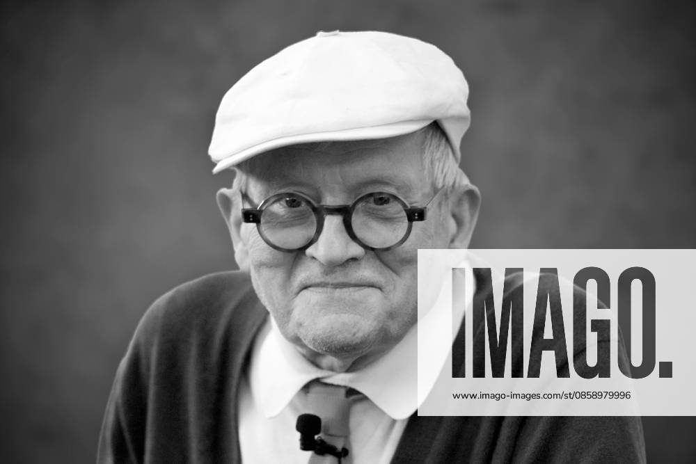 ATTENTION PHOTOMONTAGE British artist David HOCKNEY died at the age of 88 ARCHIVE PHOTO portrait, portrait, cropped single image, single motif,
