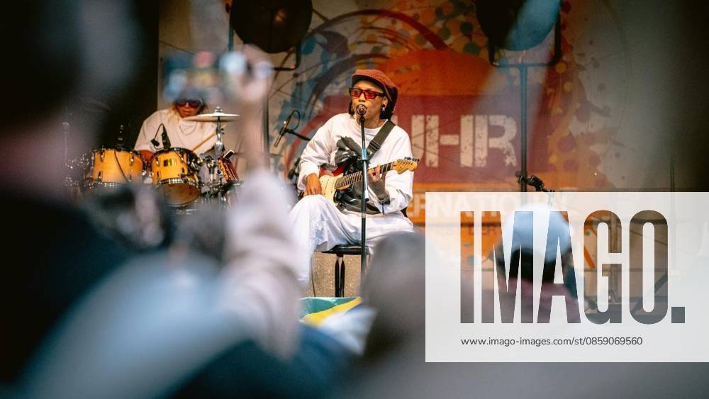Beim Musikfestival Ruhr International am 13. 14. Juni in der Jahrhunderthalle und im Westpark werden rund 20.000 Besucher erwartet. Buntes Programm bei freiem Eintritt auf zwei Bühnen, dazu viele Stände. Höhepunkt am Samstag ist Bia Ferreia um 20 Uhr auf der Outdoor. Am 13.06.2026 in Bochum Bochum