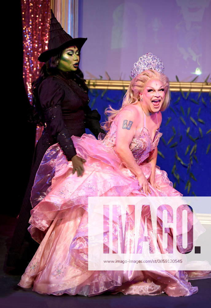 Ginger Minj and Jujubee in Licked: For Gay at Out Front Theatre, Atlanta Georgia 6-14-26. Ginger Minj (Joshua Allen Eads) competed on Ru Paul s Drag Race S7 and All Stars S2, 6, and the winner of S10. Jujubee (Airline Inthyrath) competed on Ru Paul s Drag Race S2 and All Stars S1 and S5.. They both also are celebrating the June 12th release of their new film Stop! That! Train! Atlanta USA - ZUMAs380 20260614_zep_s380_017