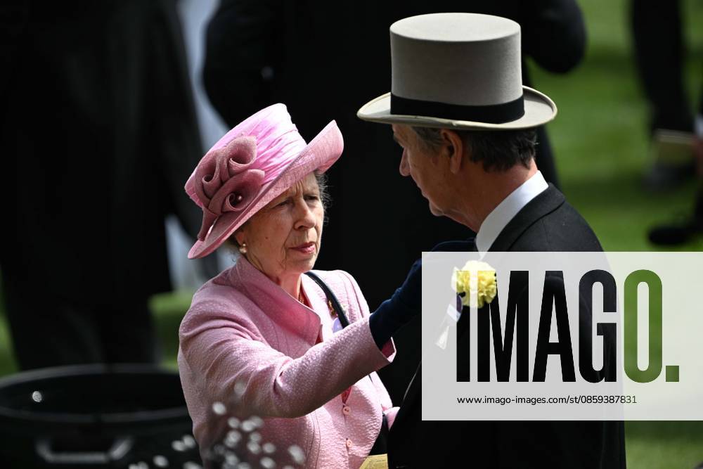 King Charles III and Queen Camilla attend second day of Royal Ascot BERKSHIRE, UNITED KINGDOM - JUNE 17: Princess Anne (L) and her husband Timothy Laurence (R) attend the second day of the traditional Royal Ascot horse racing event in Berkshire, United Kingdom on June 17, 2026. The historic event, which has been held since 1711, commenced with the attendance of Britain s King Charles III and Queen Camilla. Rasid Necati Aslim Anadolu Berkshire United Kingdom. Editorial use only. Please get in touch for any other usage.