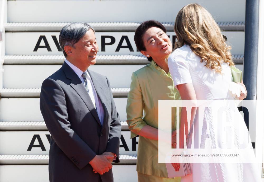 Crown Princess Elisabeth welcomes Japanese Emperor Naruhito and Japanese Empress Masako upon the arrival at Melsbroek military airport for an official state visit of the Japanese Emperor and Empress to Belgium, on Saturday 20 June 2026, in Brussels. The Emperor and Empress of Japan visit Belgium from June 20-25. BENOITxDOPPAGNE 178446439