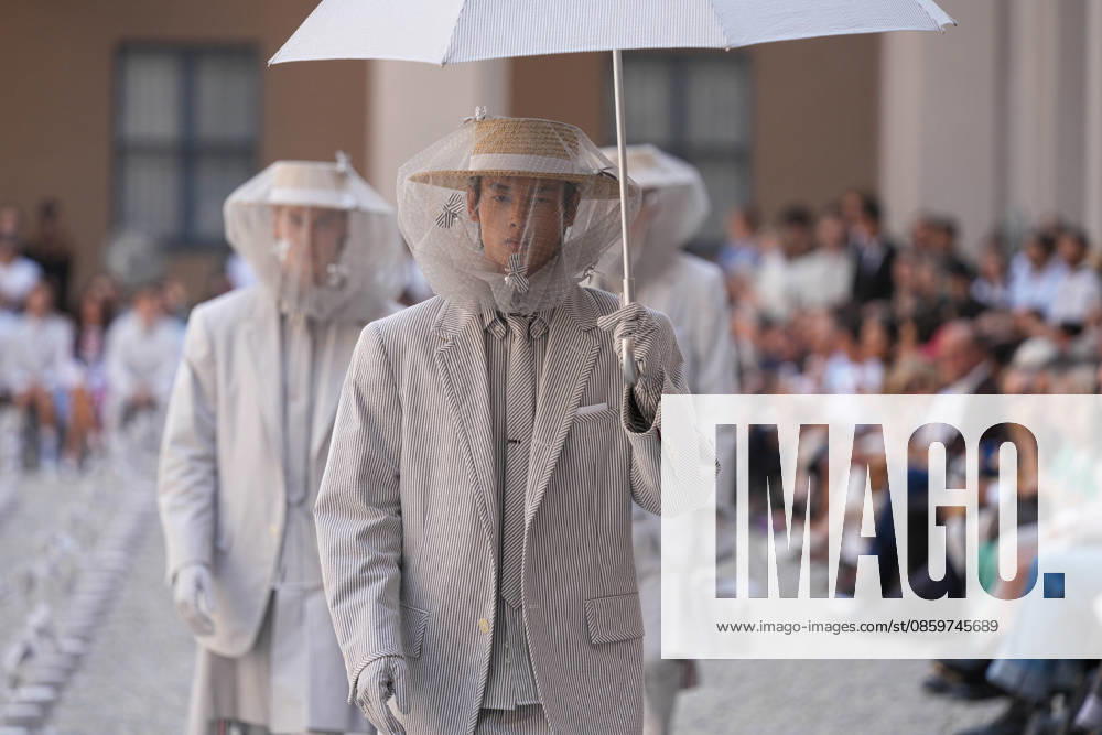 IPA85942149 - Milan, Milan Mens Fashion Week Spring Summer 2027 - Mens Fashion, Spring Summer 2027 - Thom Browne fashion show - runway in the photo: Model