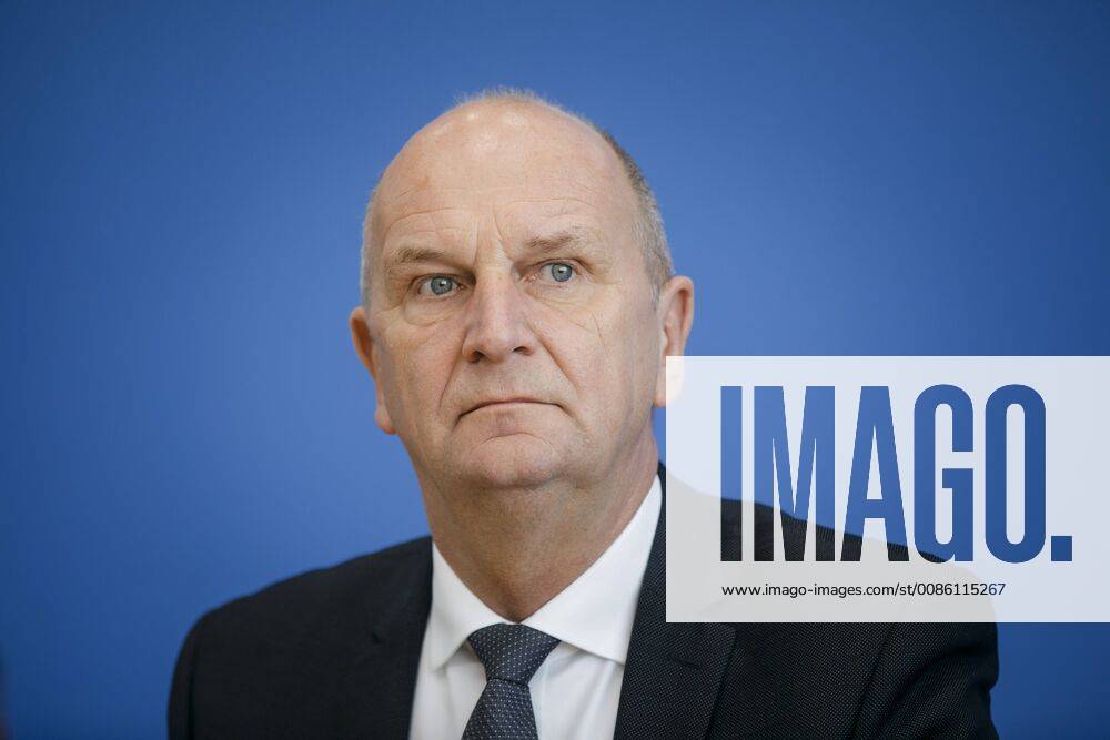 Dietmar Woidke Minister President of Brandenburg in the Federal Press Conference Berlin 19 10 2018 Berlin Germany