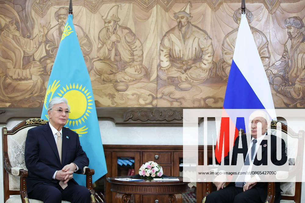 KYRGYZSTAN, BISHKEK - AUGUST 31, 2026: Kassym-Jomart Tokayev (L), President of Kazakhstan, and his counterpart Vladimir Putin of Russia hold a meeting on the sidelines of the 2026 SCO Summit Bishkek Kyrgyzstan - ZUMAt113 20260831_zaa_t113_394