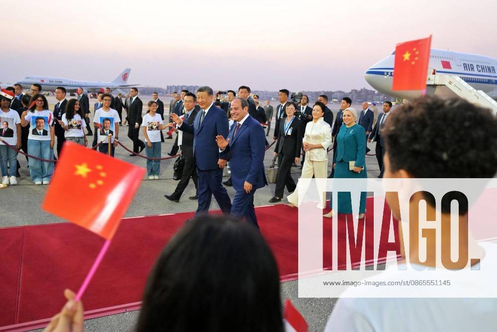 Chinese President Xi arrives in Egypt after 10 years CAIRO, EGYPT - SEPTEMBER 1: (---- - MANDATORY CREDIT - EGYPTIAN PRESIDENCY HANDOUT - NO MARKETING NO ADVERTISING CAMPAIGNS - DISTRIBUTED AS A SERVICE TO CLIENTS----) Egyptian President Abdel Fattah el-Sisi welcomes his Chinese counterpart, President Xi Jinping, at Cairo International Airport in Cairo, Egypt, on September 1, 2026. Xi Jinping arrives in Egypt for an official visit, his first visit to the country in 10 years. Egyptian Presidency Handout Anadolu Cairo Egypt. Editorial use only. Please get in touch for any other usage.