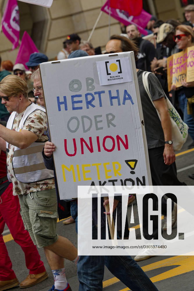 Demonstration gegen hohe Mieten in Berlin 2026-09-05 Deutschland, Berlin Demonstration zahlreicher Organisationen im Zentrum Berlins gegen hohe Mieten, Mkietwucher, Verdrängung und für die Enteignung und Kommunalisierung großer Wohnungsbestände.