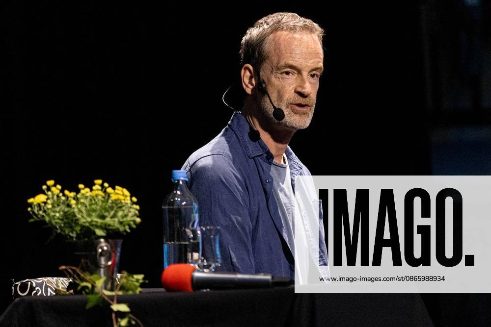 Schauspieler Jörg Hartmann liest am Samstag, 5. September 2026 aus seinem Buch Lärm des Lebens im Forum der Gesamtschule Hamminkeln. Hamminkeln