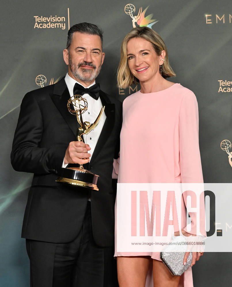 78th Emmy Awards Night 1 Jimmy Kimmel and Molly McNearney in the press room at the 78th Emmy Awards Nigh1, held at the Peacock Theatre in Los Angeles, Ca. on September 5, 2026. Los Angeles Peacock Theatre California USA
