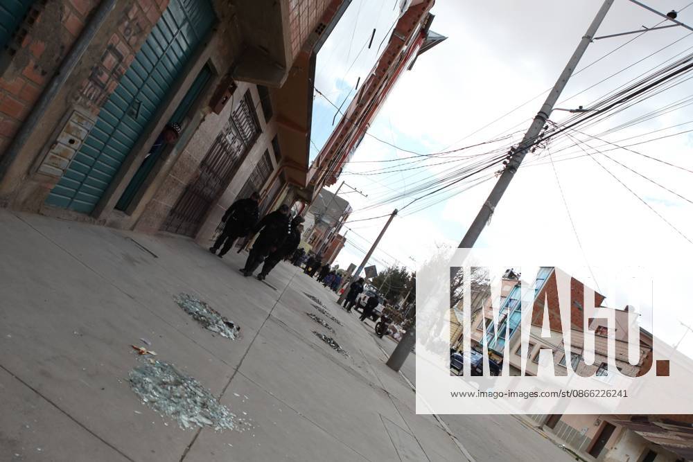 VIACHA, BOLIVIA Ã¢â‚¬? SEPTEMBER 7, 2026: Damage is seen to homes near the RAM-2 Ã¢â‚¬oeBoloÂ­varÃ¢â‚¬Â? Mechanized Artillery Regiment, three days after explosions at the military installation in Viacha, near La Paz. The blast wave shattered windows and damaged walls and roofs in surrounding residential areas as rescue teams continued searching the site for missing people. Vincha Bolivia - ZUMAq101 20260907_zna_q101_185