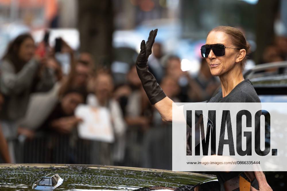 CELINE DION IN PARIS PHOTOPQR OUEST FRANCE Stéphane Geufroi Paris, September 8, 2026 Céline Dion leaves the Royal Monceau in the late afternoon. As usual, she took a few minutes to greet her fans. Paris, September 8, 2026 – Céline Dion leaves the Royal Monceau in the late afternoon. As usual, she took a few minutes to greet her admirers. Paris, France
